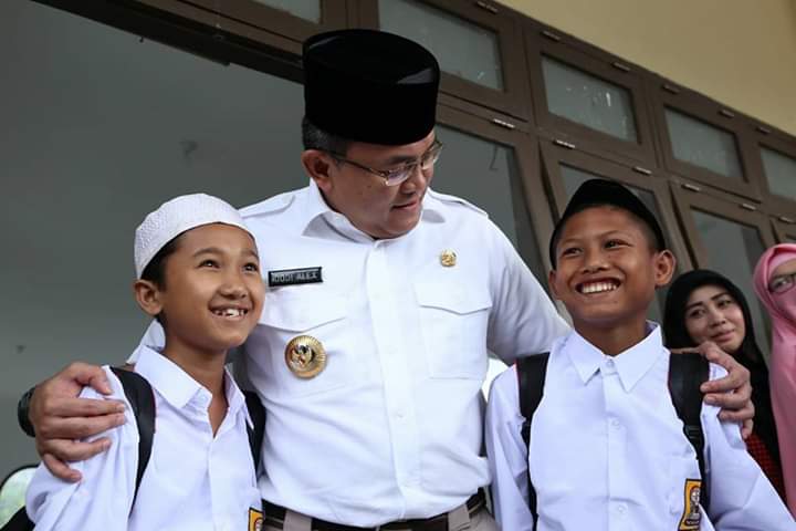 Dodi Support Pesantren Khusus Kaum Dhuafa 3D1EA426 A8AC 4F07 B0AD 09B17A844914