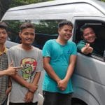 Deru Pulkam Nyetir Sendiri Deru Pulkam Nyetir Sendiri