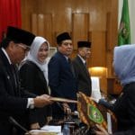 Dewan Apresiasi Komitmen Gubernur Terkait Sekolah Gratis Dewan Apresiasi Komitmen Gubernur Terkait Sekolah Gratis