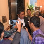 Gubernur Batalkan ke LN, Atasi Karhutla Gubernur Batalkan ke LN, Atasi Karhutla