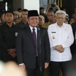 Aktivis Menyampaikan Hasil Diskusinya Aktivis Menyampaikan Hasil Diskusinya