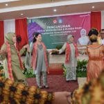Feby Deru Kukuhkan Lindawati Iskandar Sebagai Ketua Dekranasda dan Bunda PAUD Kabupaten OKI Feby Deru Kukuhkan Lindawati Iskandar Sebagai Ketua Dekranasda dan Bunda PAUD Kabupaten OKI