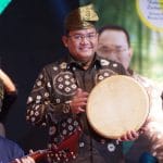 Dodi Reza Targetkan Kabupaten Anggota LTKL Bebas Asap Dodi Reza Targetkan Kabupaten Anggota LTKL Bebas Asap