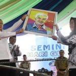 Wagub Beri Kejutan Guru-Guru di Ogan Ilir Wagub Beri Kejutan Guru-Guru di Ogan Ilir