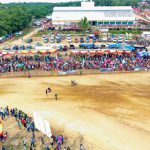 Ribuan Penonton Mulai Ramaikan Ajang Gasstrack Bupati DRA Cup Open 2020 di Keluang