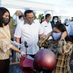 Sepi Orderan, Penjahit Tertolong Program Gerakan Masker Muba, Dodi Reza Targetkan Bagi Sejuta Masker di Muba Sepi Orderan, Penjahit Tertolong Program Gerakan Masker Muba, Dodi Reza Targetkan Bagi Sejuta Masker di Muba