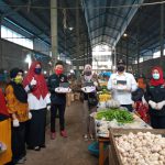 Pastikan Warga dan Pedagang Pakai Masker, jaga jarak dan Antisipasi Makanan dengan Bahan Berbahaya Pastikan Warga dan Pedagang Pakai Masker, jaga jarak dan Antisipasi Makanan dengan Bahan Berbahaya