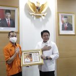 Herman Deru Ingatkan Warga Penerima Bansos Tidak Konsumtif Herman Deru Ingatkan Warga Penerima Bansos Tidak Konsumtif