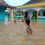 Ratusan Rumah Warga di OKUT Terendam Banjir