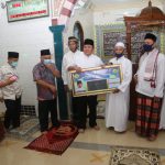 Melalui Safari Jumat, HD Himbau Masyarakat Tetap Produktifitas Meski Ditengah Pandemi Corona Melalui Safari Jumat, HD Himbau Masyarakat Tetap Produktifitas Meski Ditengah Pandemi Corona