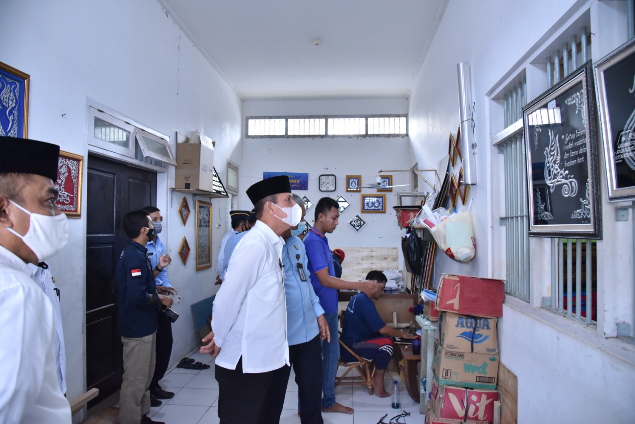 98C90CEB A333 4A5A 9281 CD1E69C85AC3