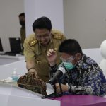 Herman Deru Konsisten Bantu Pendidikan di Tengah Pandemi Covid-19 Herman Deru Konsisten Bantu Pendidikan di Tengah Pandemi Covid-19
