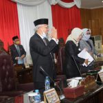 Wagub Mawardi Sampaikan Jawaban terhadap Pemandangan Umum Fraksi-Fraksi DPRD Sumsel Wagub Mawardi Sampaikan Jawaban terhadap Pemandangan Umum Fraksi-Fraksi DPRD Sumsel