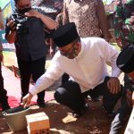 Apriyadi Letakkan Batu Pertama, Hendri Acungkan Jempol, Pemkab dan Baznas Muba Salurkan Beras 6 Ton Hingga Beri Modal ke 100 KK Apriyadi Letakkan Batu Pertama, Hendri Acungkan Jempol, Pemkab dan Baznas Muba Salurkan Beras 6 Ton Hingga Beri Modal ke 100 KK