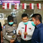 HD : Momen Pemutihan Pajak Kendaraan Bermotor, Kepatuhan Warga Sumsel Membaik, Tinjau Pelayanan Kantor Samsat Palembang HD : Momen Pemutihan Pajak Kendaraan Bermotor, Kepatuhan Warga Sumsel Membaik, Tinjau Pelayanan Kantor Samsat Palembang