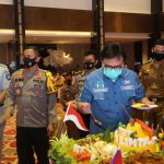 Dorong Kemajuan Kepolisian Sumsel, Herman Deru Diberikan Penghargaan Dorong Kemajuan Kepolisian Sumsel, Herman Deru Diberikan Penghargaan