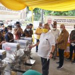 Senangnya Dikasih Mesin Pembuat Bakso dari Alex Noerdin Senangnya Dikasih Mesin Pembuat Bakso dari Alex Noerdin