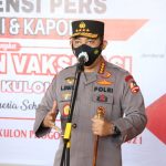 Vaksinasi dan Bansos di DIY Jogyakarta, Kapolri Ingatkan Warga Disiplin Prokes di Sektor Ekonomi