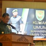 KASDAM II/SWJ BRIGJEN TNI IZAK PANGEMANAN BERI KULIAH UMUM MAHASISWA BARU UNSRI