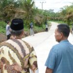 Tuntaskan Jalan Talang Bayung-Lubuk Buah Hingga Fasilitasi Air Bersih untuk Warga