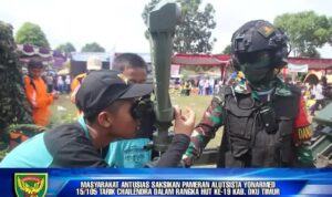Masyarakat Antusias Saksikan Pameran Alutsista Yonarmed 15/105 Tarik Chailendra Dalam Rangka HUT Ke-19 Kabupaten Oku Timur