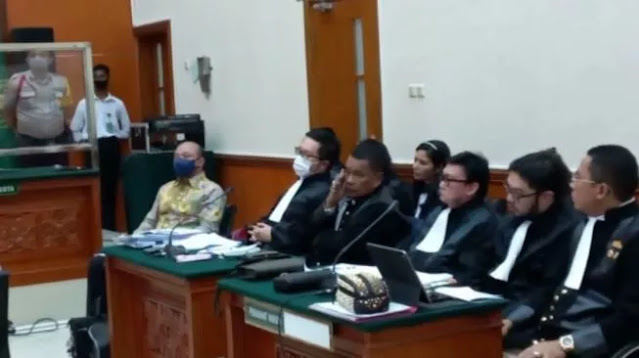 Terungkap Ada Oknum Kapolsek Kerja Sampingan Jadi Kurir Sabu dalam Kasus Teddy Minahasa