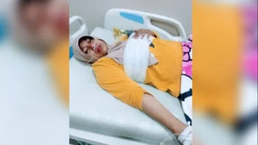 Aduuh! Anak Panah Tertancap di Payudara