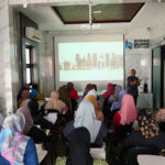 Rumah BUMN Bukit Asam Gelar Pelatihan untuk Pengrajin Batik Kujur