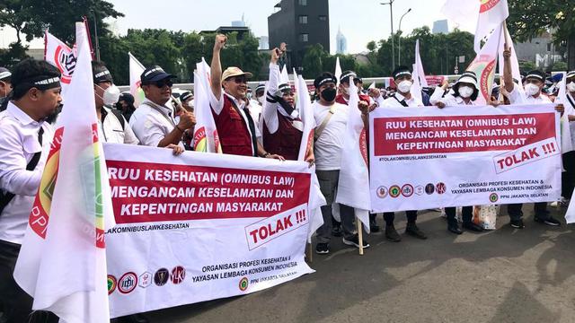 PB IDI Meminta Pembahasan RUU Kesehatan (Omnibus Law) DIHENTIKAN dan atau TIDAK DITERUSKAN