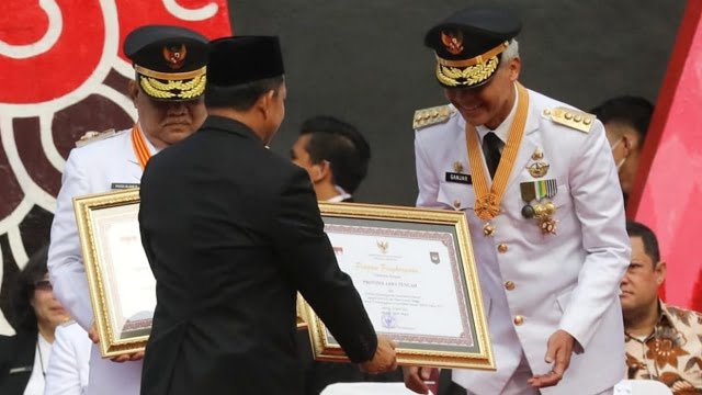 Jateng Dinobatkan sebagi Provinsi Terbaik oleh Mendagri, Netizen: Pemerintah Mulai Memoles Ganjar