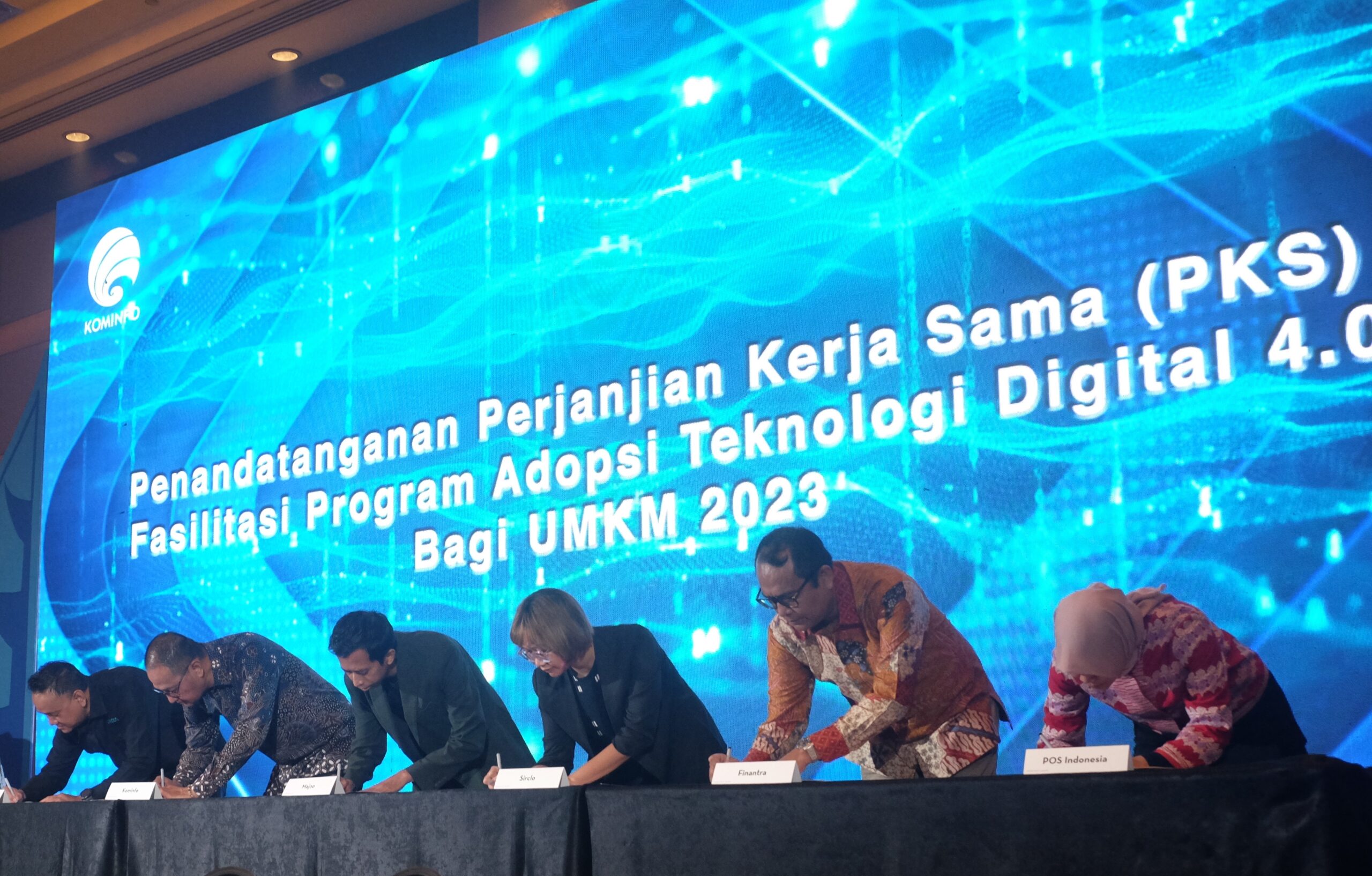 Tingkatkan Adopsi Teknologi Digital bagi Pelaku UMKM, FINATRA Jalin Kolaborasi dengan Kominfo 1