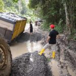 Pj Bupati Muba Turun Langsung Atasi Kerusakan Jalan Desa Bandar Jaya