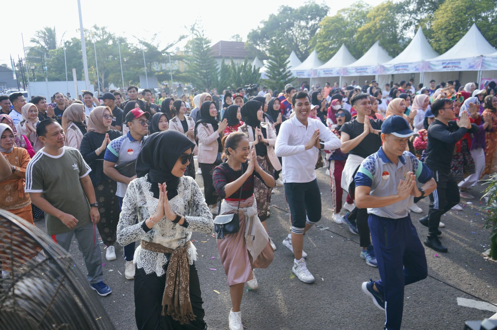 Semarak Fun Walk - Fun Run Adhyaksa Muba Fest Banjir Peserta
