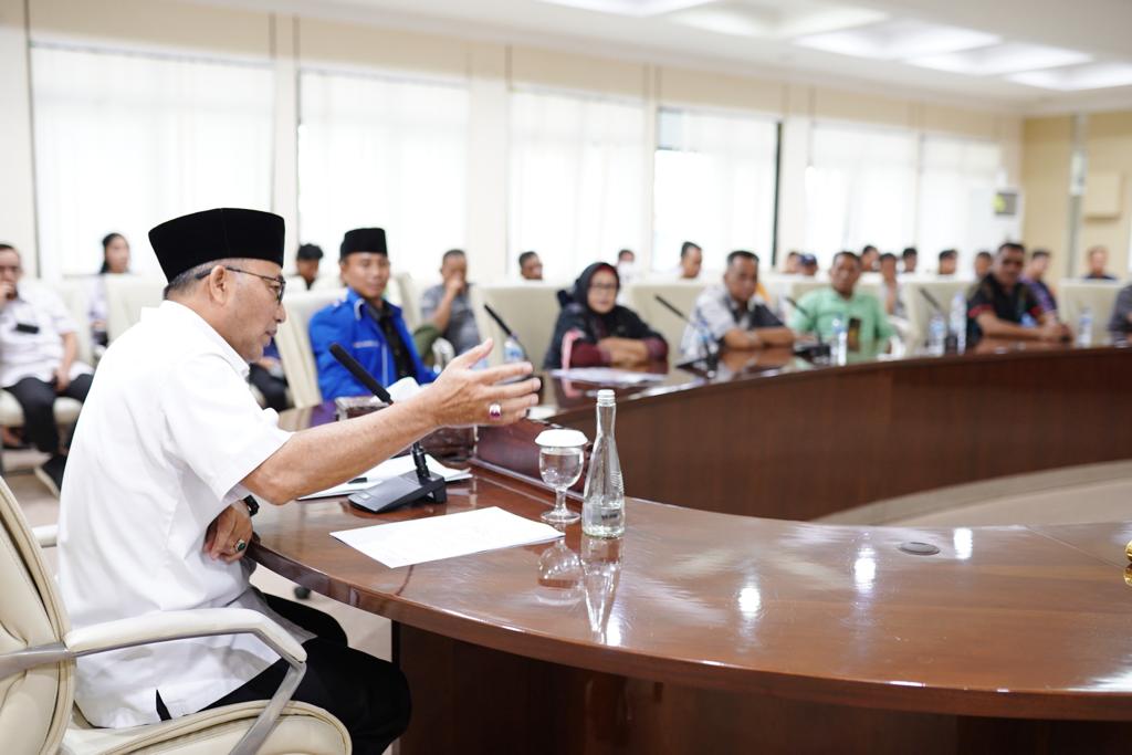 Aksi Unjuk Rasa Persatuan Penyuling Minyak Muba