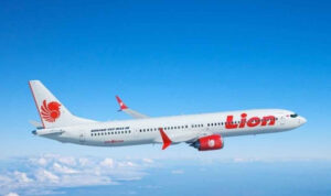 Lion Air Mulai 5 Agustus 2023, Terbang Perdana Musim Umrah 1445 Hijriah dari Surabaya ke Madinah