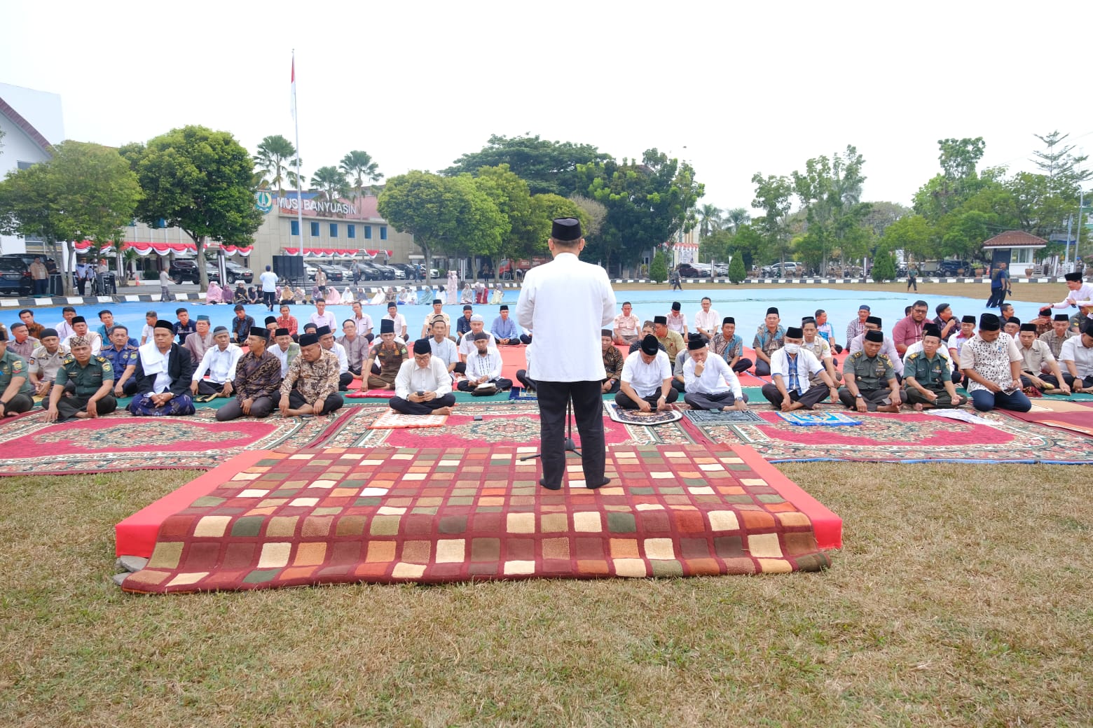 Dzikir dan Doa Bersama Bergema di Halaman Kantor Bupati Muba