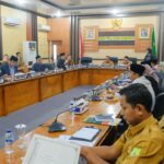 TAPD Dengarkan Pendapat Akhir Fraksi DPRD Terhadap Raperda APBD Perubahan Tahun 2023 TAPD Dengarkan Pendapat Akhir Fraksi DPRD Terhadap Raperda APBD Perubahan Tahun 2023