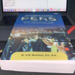 Catatan Dari Buku ‘Restorasi Fungsi Pers, sebagai Media Kontrol Sosial dalam Perspektif Demokrasi’ Catatan Dari Buku ‘Restorasi Fungsi Pers, sebagai Media Kontrol Sosial dalam Perspektif Demokrasi’