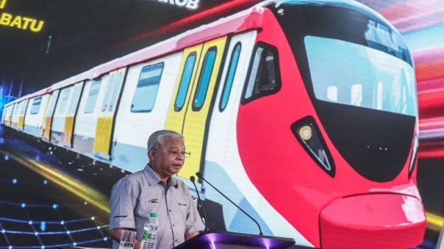 Negara Malaysia Pilih Proyek Kereta Cepatnya Mangkrak daripada Bebani APBN