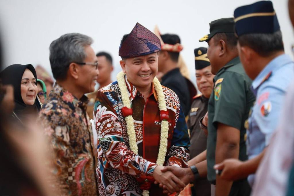 Gerak Cepat, Baru Landing, Pj Gubernur Sumsel Agus Fatoni Bahas Penanganan Karhutla