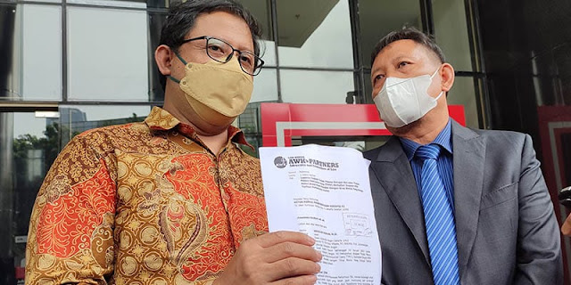 Nepotisme Makin Vulgar, Ubedilah Badrun Desak KPK Kembali Buka Laporan Dugaan KKN Keluarga Jokowi