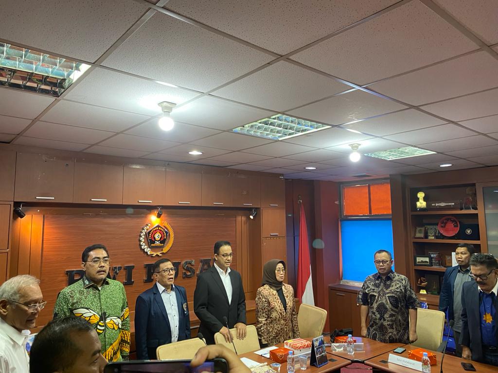 DIALOG CAPRES 2024 ANIES BASWEDAN BERSAMA PWI; PERS HARUS HINDARI BERITA PROVOKATIF