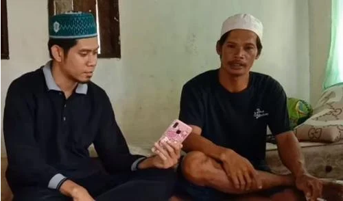 Kisah Seorang Pria Nekat Ambil 8 Emas Batangan di Gunung Saranjana yang Sudah 30 Tahun Terpendam (Foto: YouTube/Burhan Nahrub Channel)