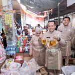 Aksi Bagi-bagi Sembako dari Pj Gubernur Sumsel Aksi Bagi-bagi Sembako dari Pj Gubernur Sumsel