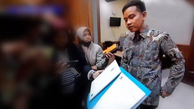Nilai IPK Gibran Bikin Gagal Fokus, Netizen: IPK Segitu Susah Nyari Kerja, Pantes Dicariin Kerja sama Bapaknya