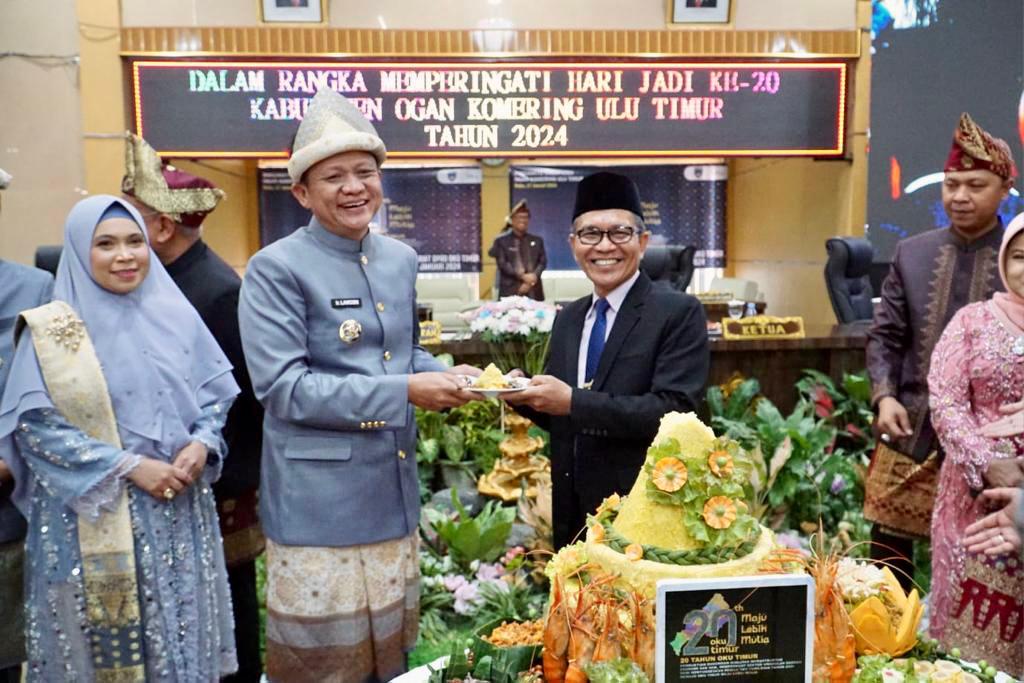 Pemprov Sumsel Hadiri Undangan Rapat Paripurna HUT Kabupaten OKU Timur Ke-20  Tahun 2024