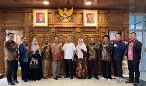 Ketua KPPU Melakukan Audiensi Dengan Rektor Unsri