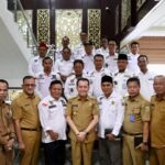 Pj Gubernur Sumsel Ajak APDESI Sukseskan Program Prioritas Mulai dari Penurunan Stunting hingga Pemilu Damai Pj Gubernur Sumsel Ajak APDESI Sukseskan Program Prioritas Mulai dari Penurunan Stunting hingga Pemilu Damai