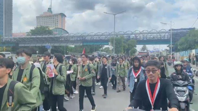 Mahasiswa Jakarta Sudah Bergerak, Makzulkan Jokowi dan Melawan Kecurangan Pemilu 2024