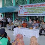 Pemkot Palembang Bagikan Ratusan Paket Sembako
